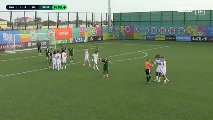 英媒:U15世界杯中英格兰提前退场,疑似球员遭种族歧视 英媒:U15世界杯中英格兰提前退场,疑似球员遭种族歧视